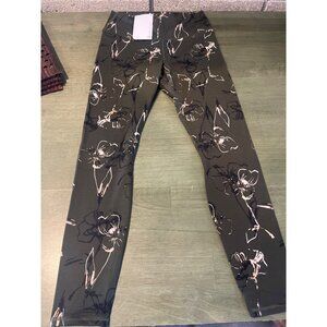 High-Waisted Printed PowerFlex Leggings By Fabletics M